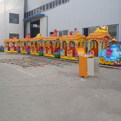 LMTT1001 Elephant Track Train Rides