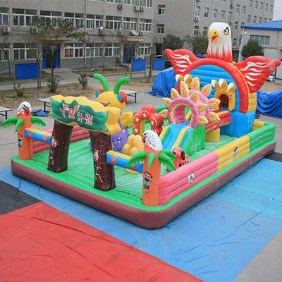 Eagle Inflatable Paradise 11x7