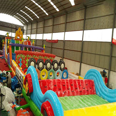 LISP1025 Land Inflatable Obstacle Course