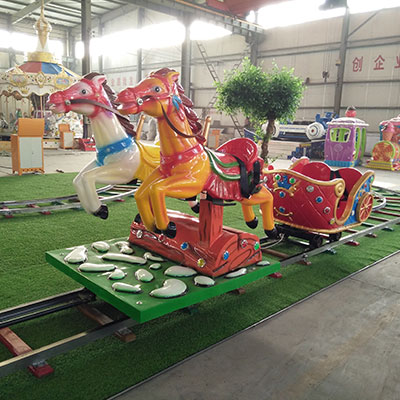 LMTT1004 Track Horse Train Rides