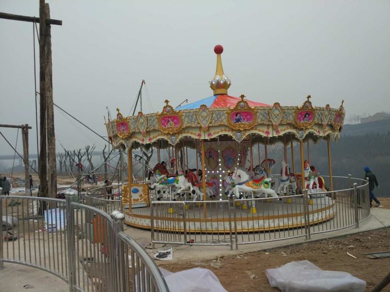 LMCR1002 Luxury Carousel