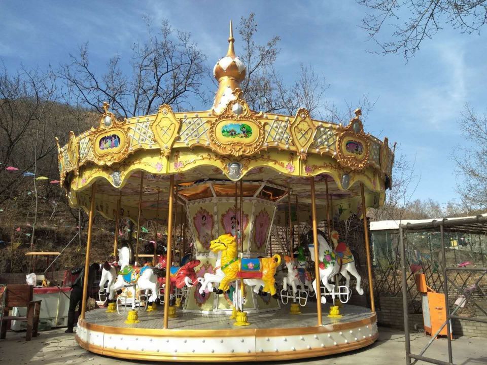 LMCR1002 Luxury Carousel